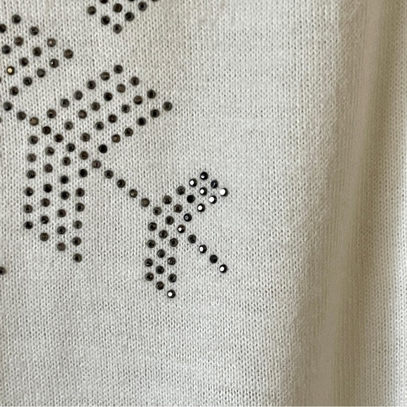 NY & CO | Cream Studded Snowflake Knit Sweater Sz M - Picture 2 of 6